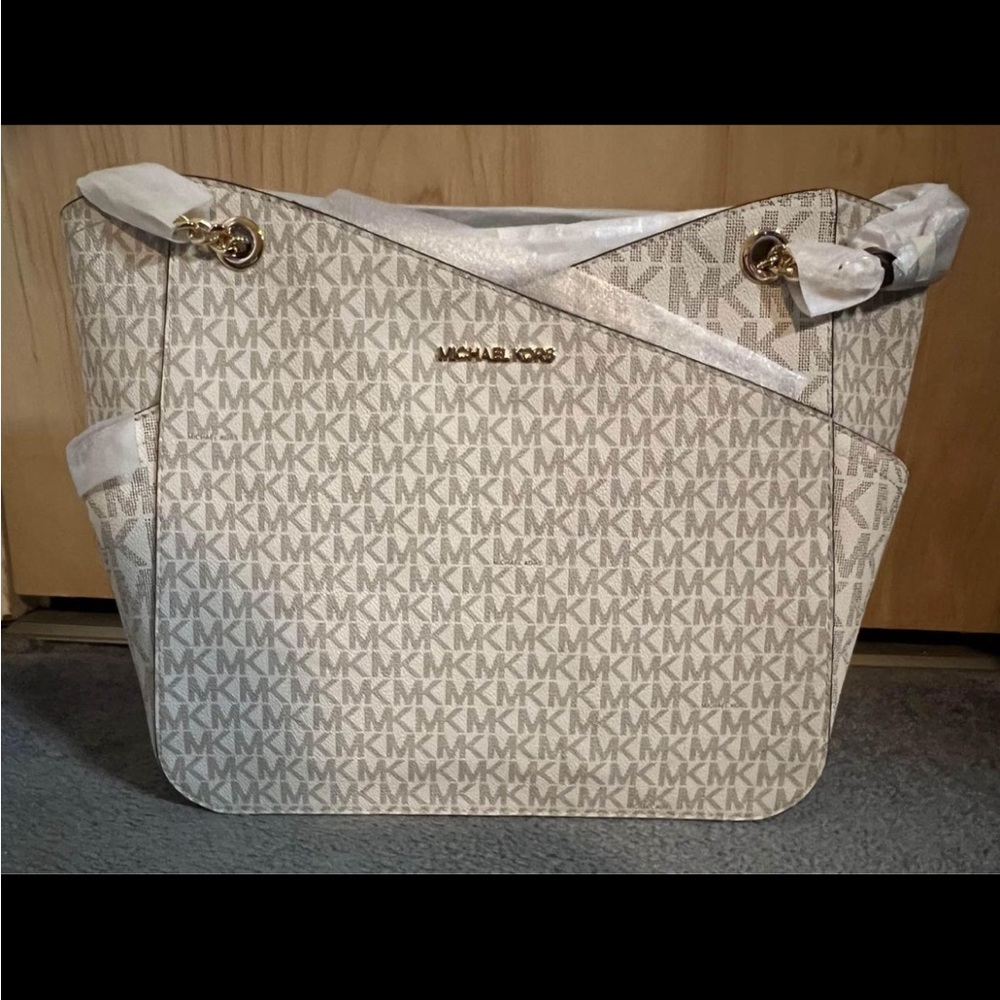 Michael Kors Jet Set Travel, Large Chain Shoulder Bag Vanilla